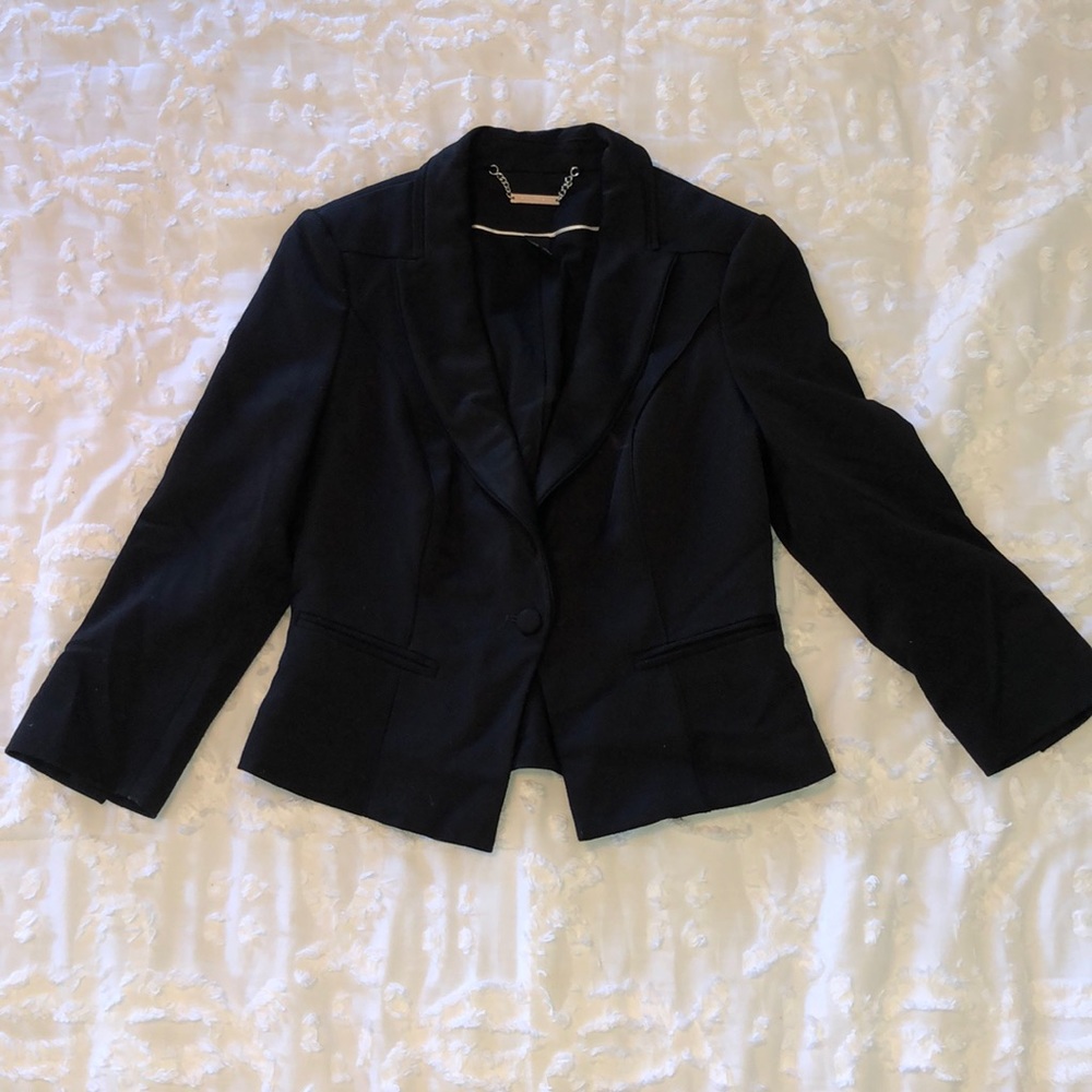 Very lightly worn, black White House Black Market blazer